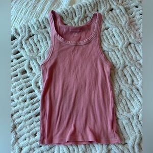 AE pink tank